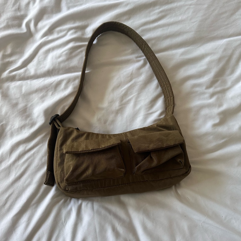 SOLD BAGGU Olive Green Shoulder Bag